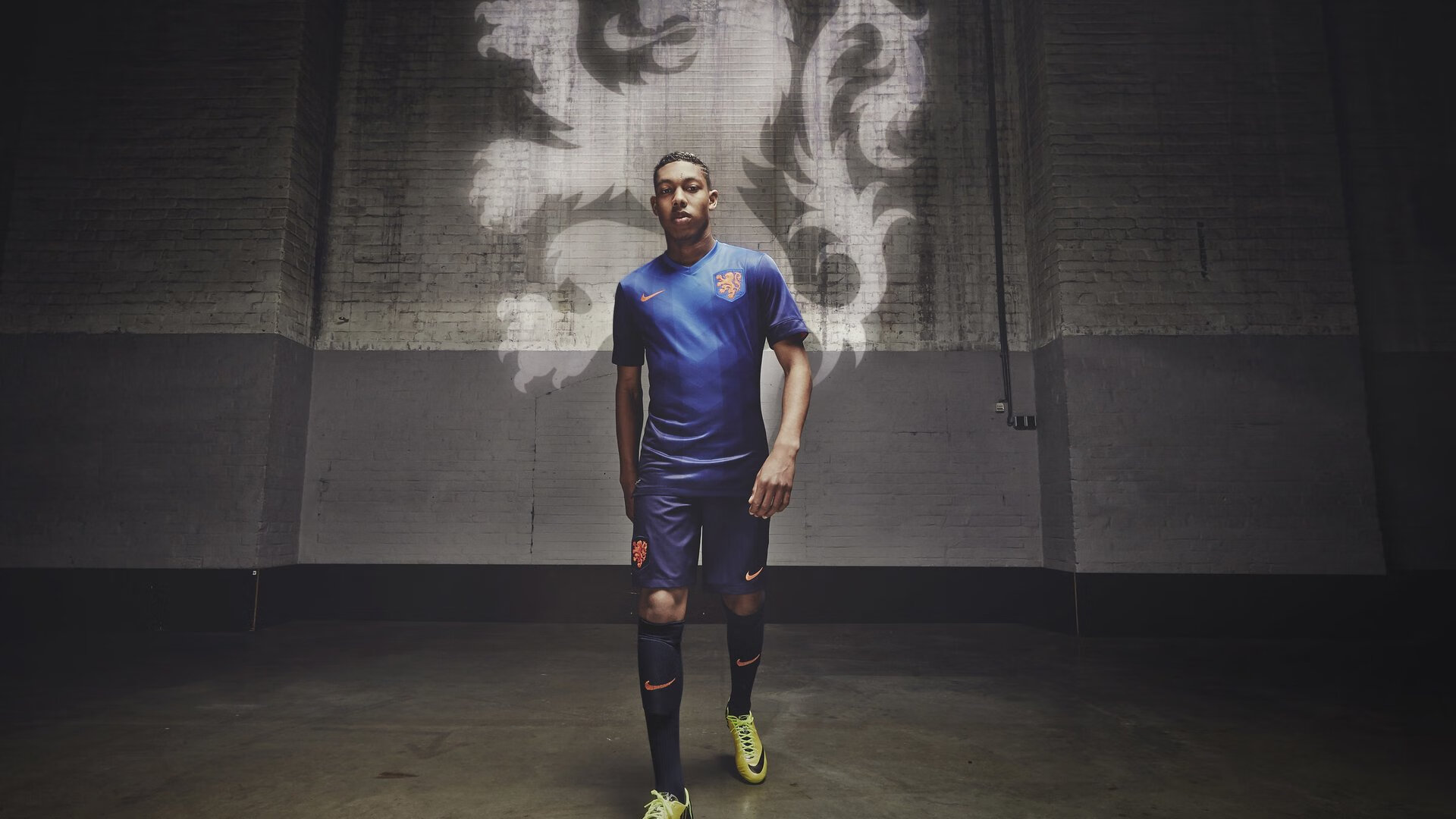 曼城客场出击诺维奇,能否继续连胜?,英超_曼城5-0诺维奇