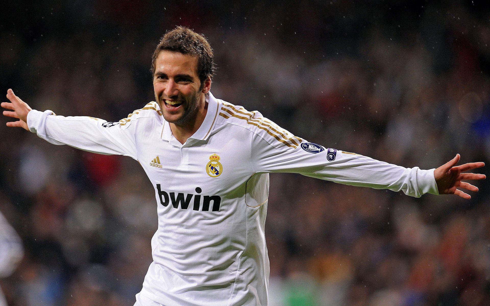 狼队球员伤患不断,保级形势不妙,狼队近况