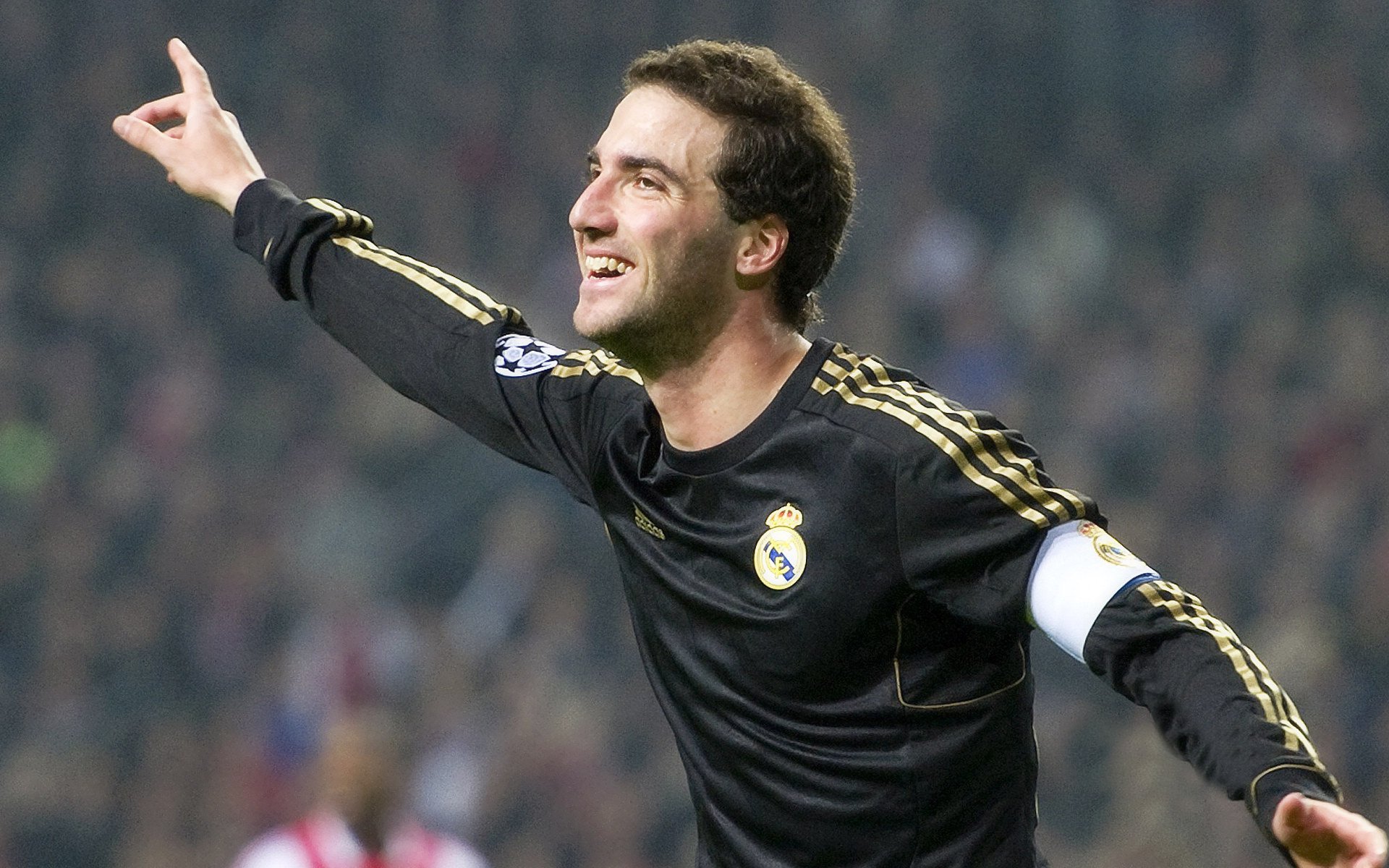 “阿仙奴新战术亮相,热刺能否成功破解?”