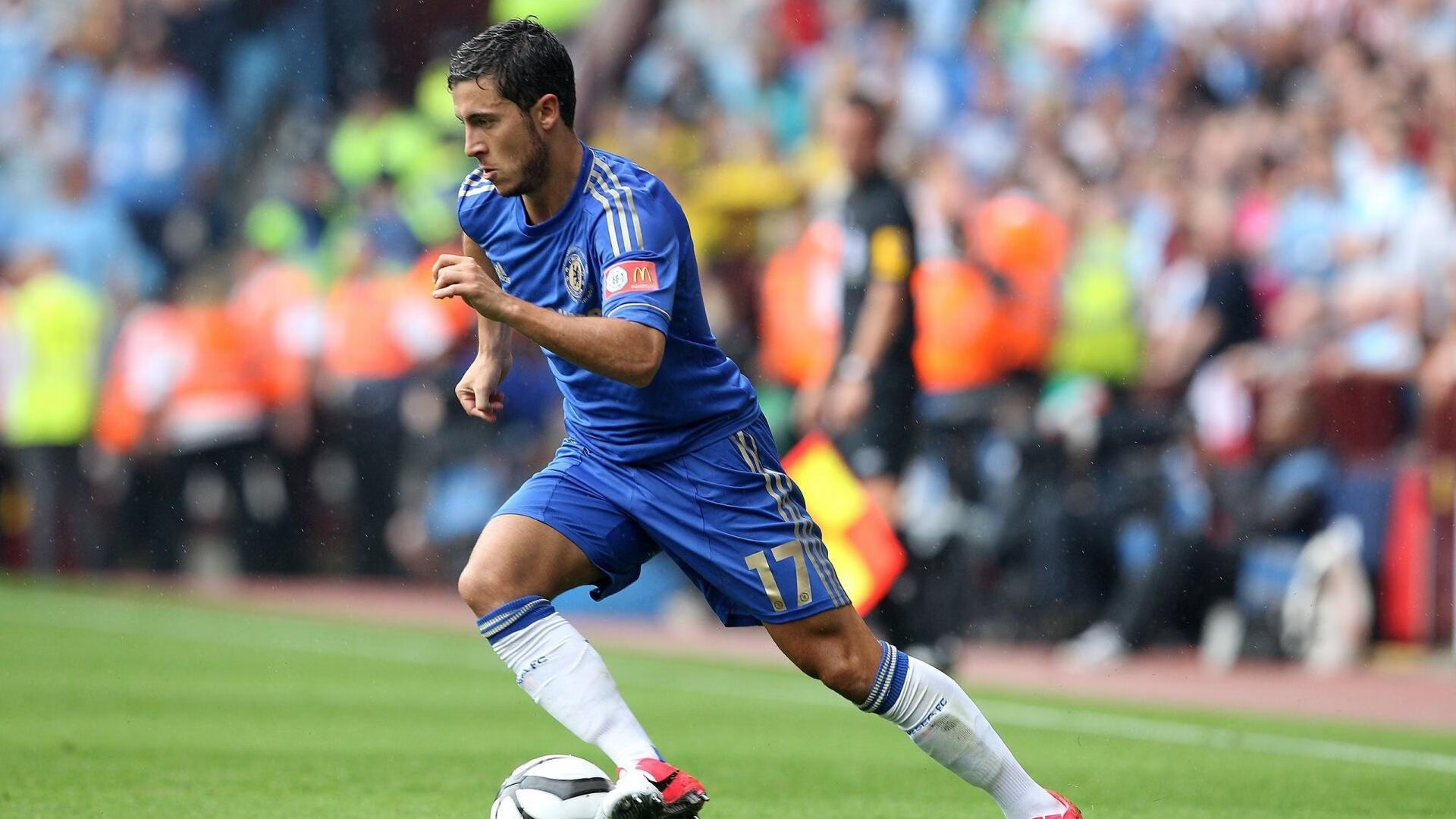 “亚戈·卡尔曼的精彩表现,助阿根廷美洲狮队成为橄榄球新生代的代表”