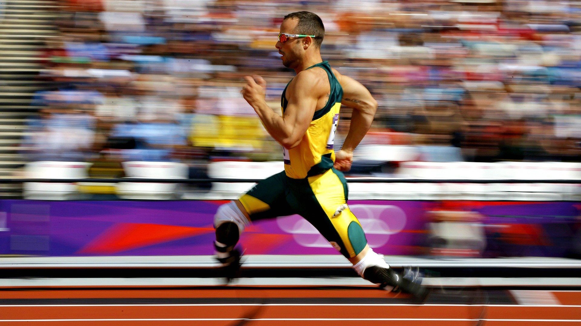 星空体育平台-简：迅猛的跑动和精准的射门能力，使他成为全黑队的攻击利器